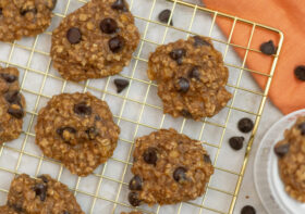 Banana Chocolate Chip Oatmeal Breakfast Cookies (Gluten-Free, Refined Sugar-Free)